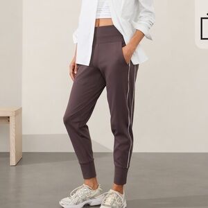 LN Athleta Venice Track Stripe Jogger-M